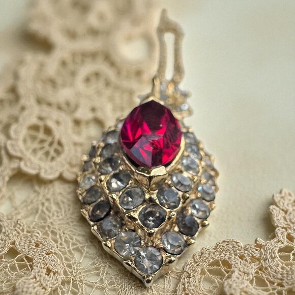 Vintage Attwood & Sawyer Ruby and White Rhinestones Gold Tone Pendant Necklace - Picture 7 of 16